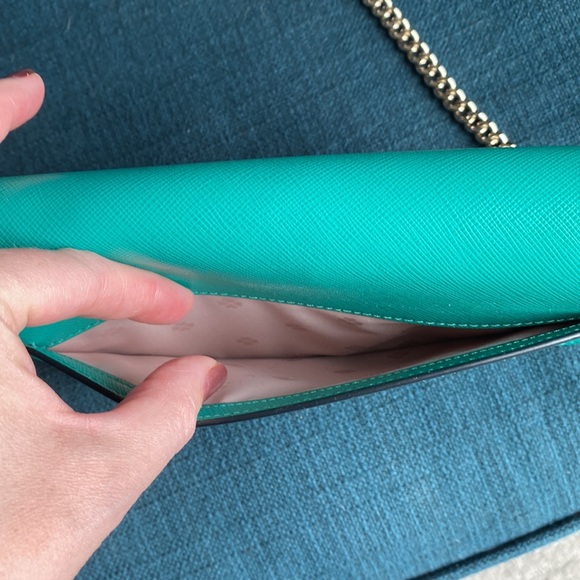 Green Spencer Chain Wallet - Picture 3 of 11